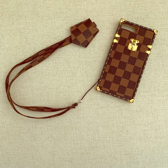 Accessories - iPhone case damier design brand style checkered